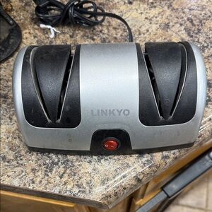 Linkyo Electric Knife Sharpener in Black and Gray